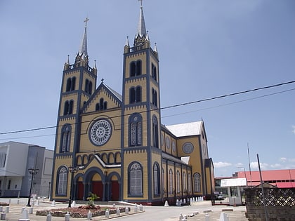 catedral basilica de san pedro y san pablo paramaribo