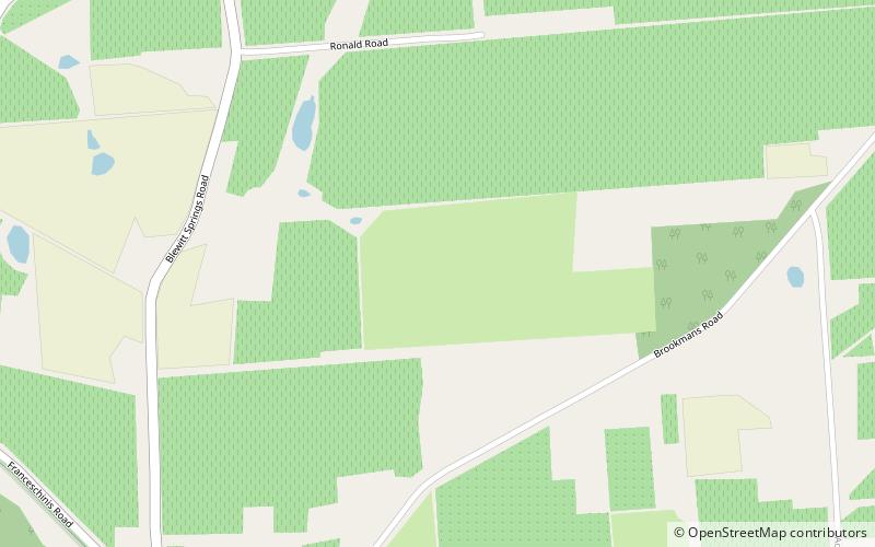 clarendon hills location map
