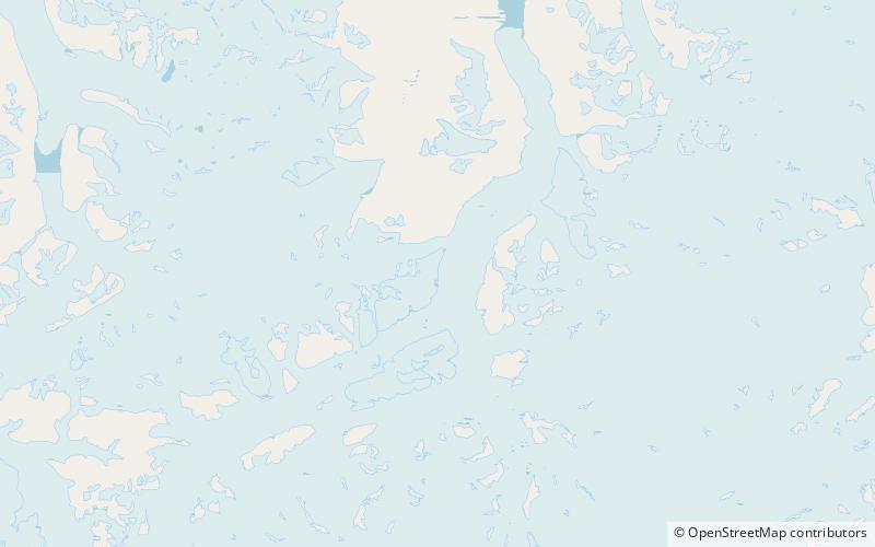 disraeli glacier park narodowy quttinirpaaq location map