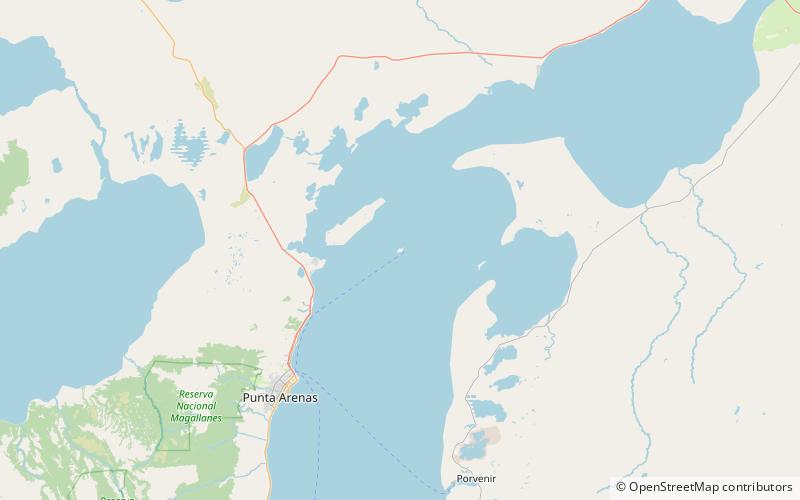 monumento natural los pinguinos ile magdalena location map