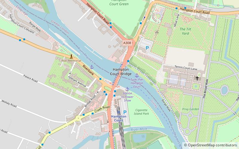 Hampton Court Bridge location map