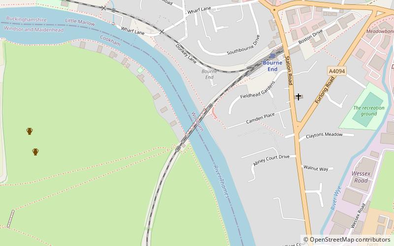 Bourne End Railway Bridge location map