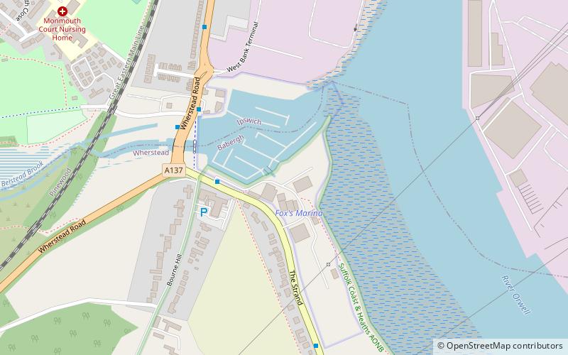 Fox's Marina & Boatyard location map