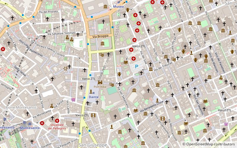 Piazza Bellini location map