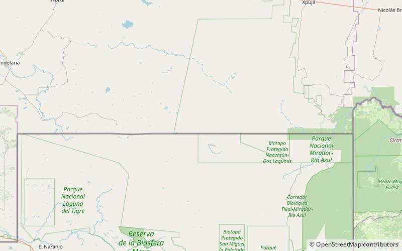 Uxul location map