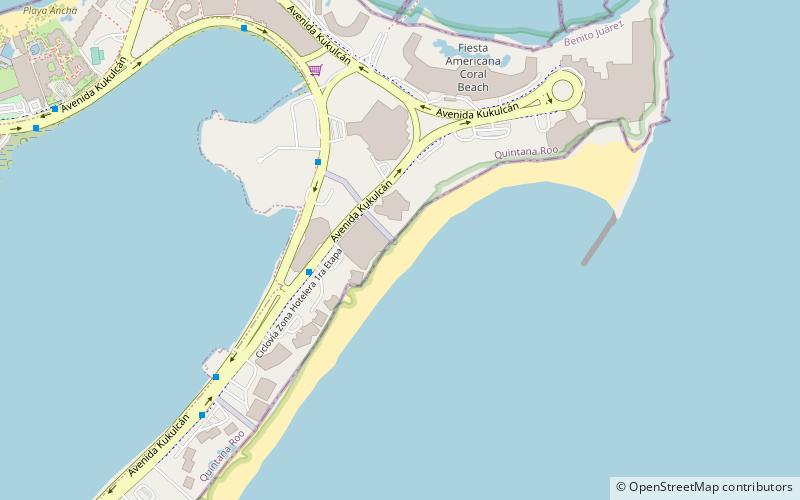 playa gaviota azul cancun location map