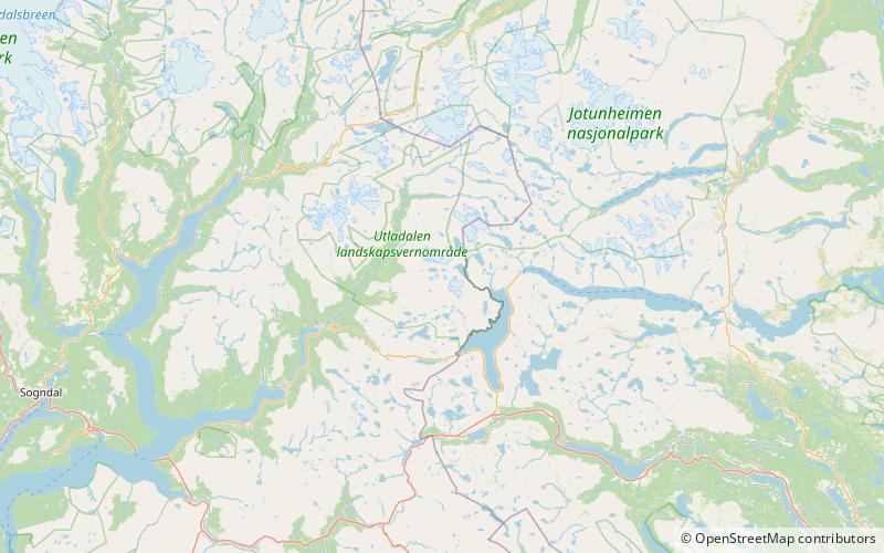 Hjelledalstind location map