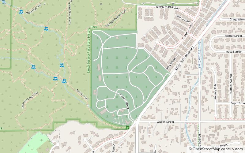 Oakwood Memorial Park Cemetery location map