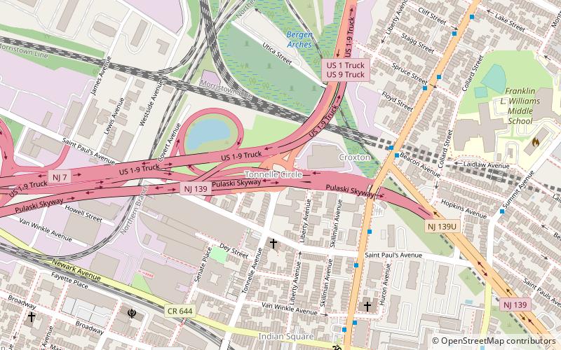 Tonnele Circle location map