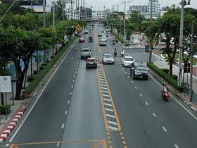 Itsaraphap Road