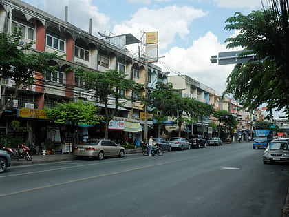 bang khun non subdistrict bangkok