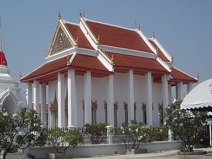 Wat Paramai Yikawat