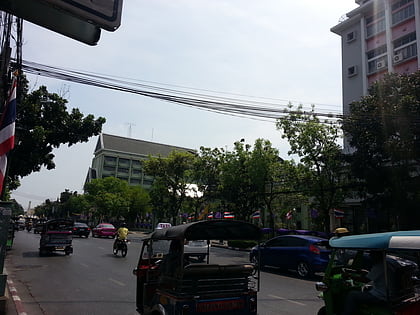 Tri Phet Road