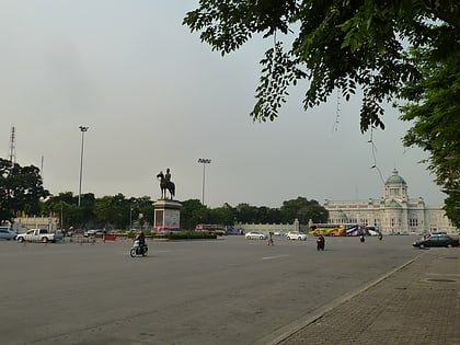 plaza real bangkok