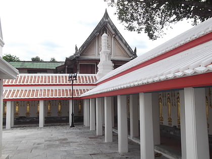 Wat Borom Niwat