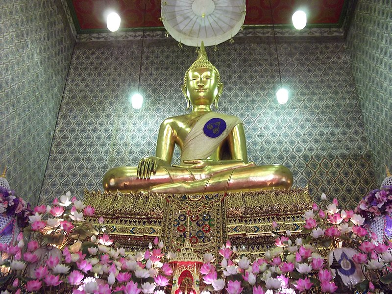 Wat Chaloem Phra Kiat Worawihan