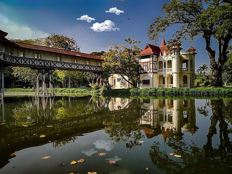 Sanam Chandra Palace