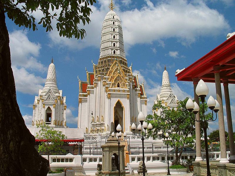 Wat Phichai Yat