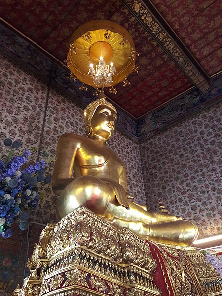 Wat Sam Phraya