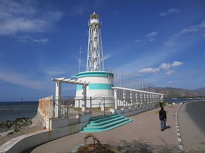 dili harbor lighthouse