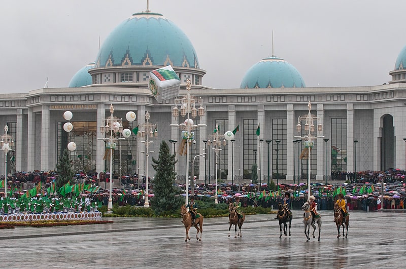 ruhyyet palace ashgabat
