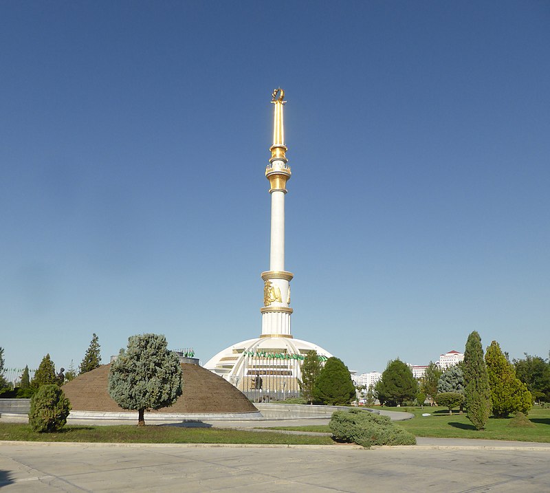 Monumento a la Independencia de Turkmenistán