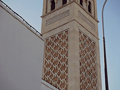 bab jazira mosque tunis