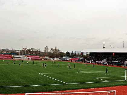 Stade Fikret Karabudak