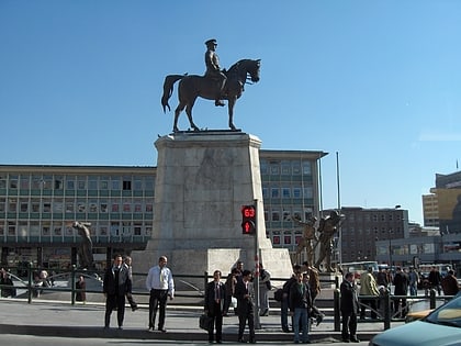 victory monument ankara