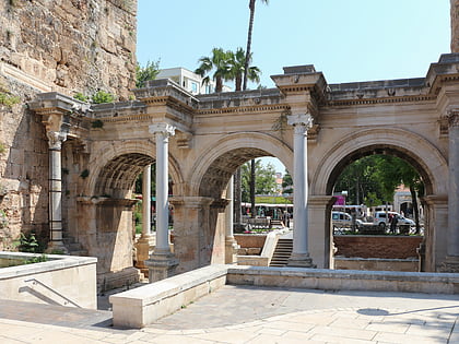hadrians gate antalya