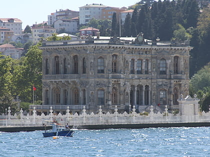 palais de kucuksu istanbul