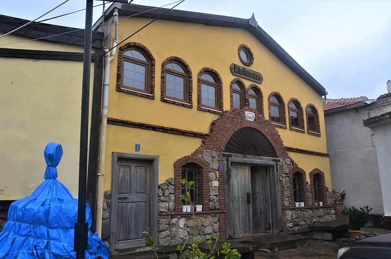 kutman wine museum sarkoy district