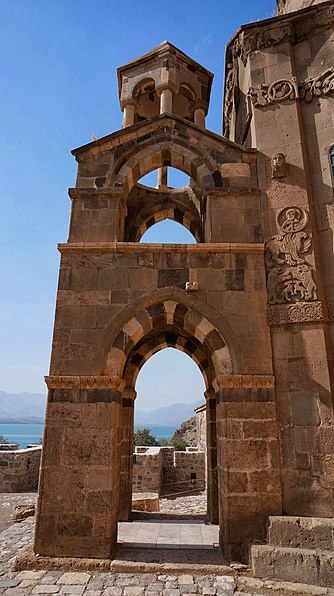 Catedral armenia de la Santa Cruz