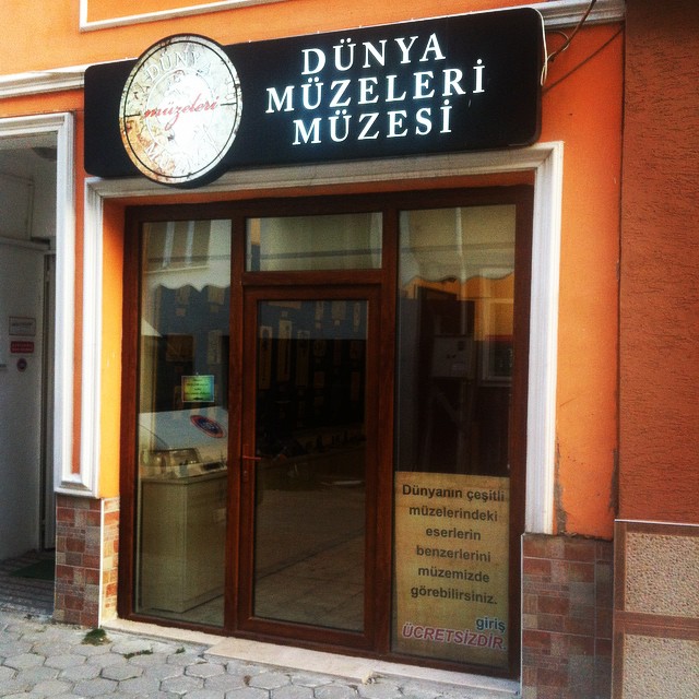 Dünya Müzeleri Müzesi