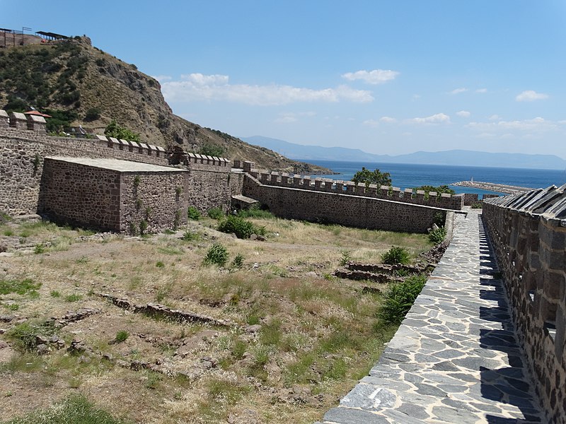 Babakale Castle