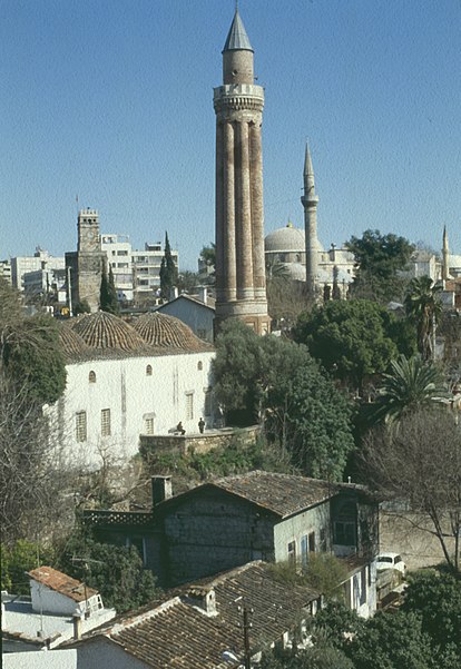 Minaret Yivli