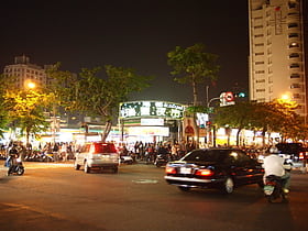 ruifeng night market kaohsiung