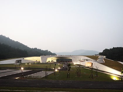 xiangshan visitor center sonne mond see