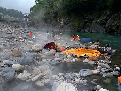 wulai hot spring