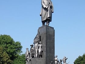 shevchenko monument kharkiv
