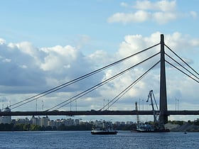 Moskovskyi Bridge