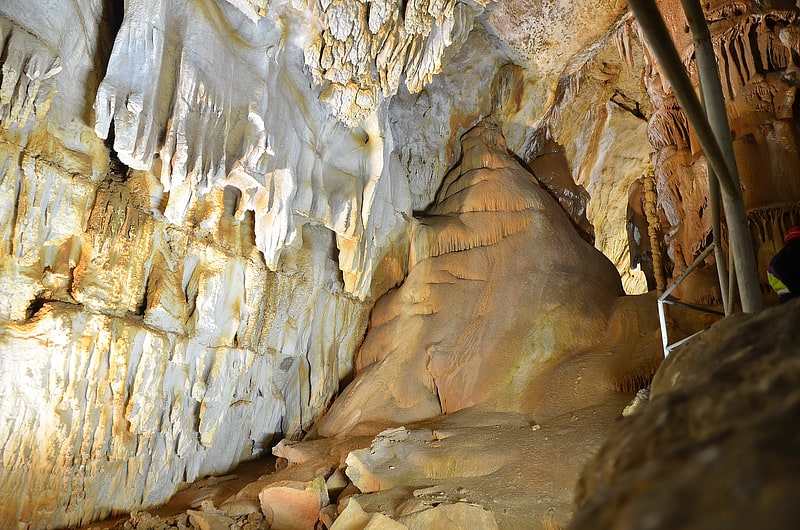 marble cave cape martyan reserve