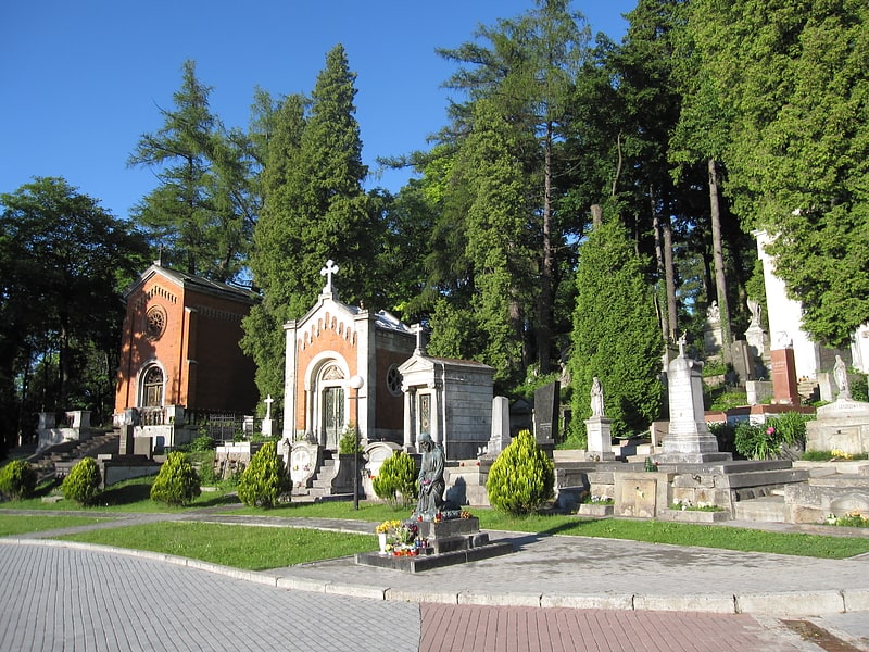 cmentarz lyczakowski lwow