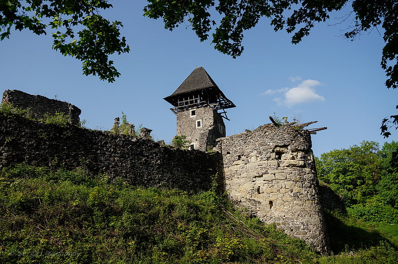 nevytske castle uschhorod