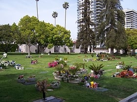 Cementerio Westwood Village Memorial Park de los Pierce Brothers