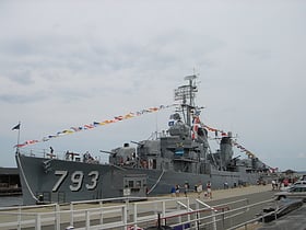uss cassin young boston