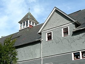 Tucker Carriage House