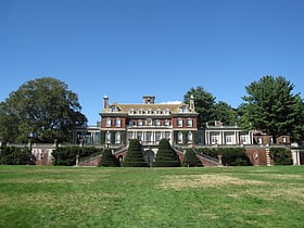 old westbury gardens north hempstead