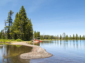 Lewis Lake