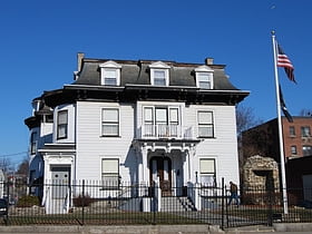 Lucius Knowles House
